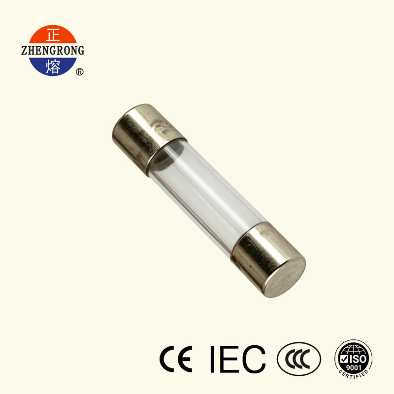 250V နိမ့်သောကွဲထွက်နိုင်စွမ်းရှိသော 6*30mm 15A fuse