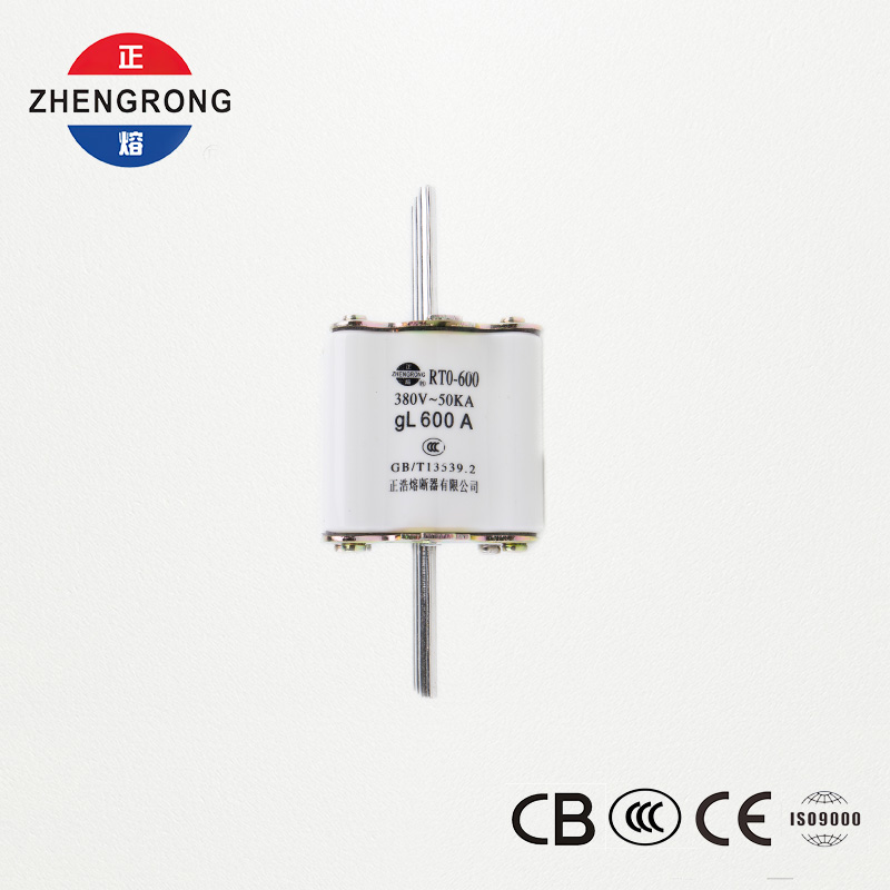 ပလပ်စတစ် Fuse လင့်ခ် RT0-600 IEC မြင့်မားစွာ ဖောက်ထွင်းဝင်ရောက်ခြင်း။